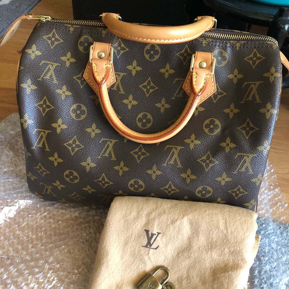 💰SOLD 💰Speedy 30 💯%authentic